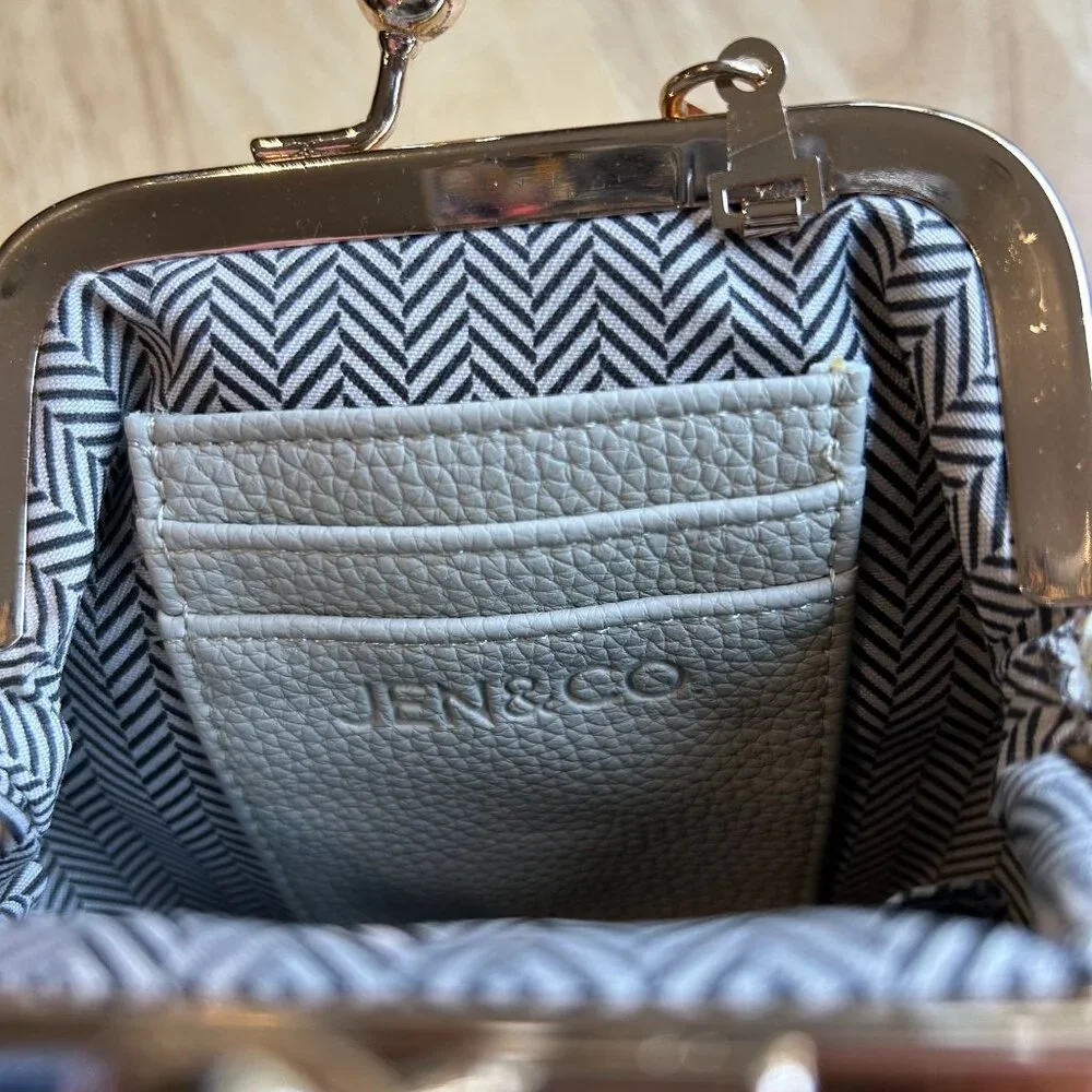 Jen & Co. Cleo Vegan Coin Pouch Purse with Chain Strap Light Gray